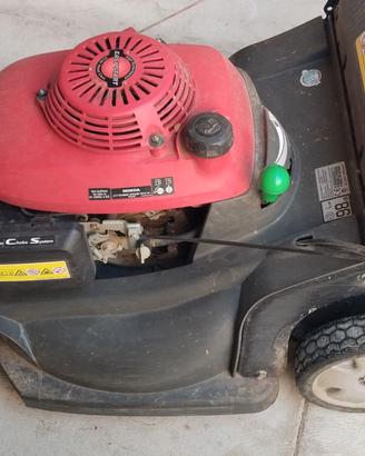 TAGLIAERBA  HONDA Professionale