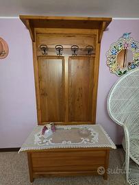 Appendiabiti per ingresso