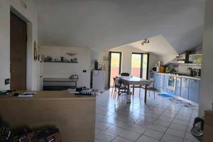 Appartamento di 100 m² con 3 locali a Giffoni Vall