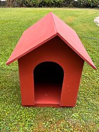 Cuccia in legno per cani