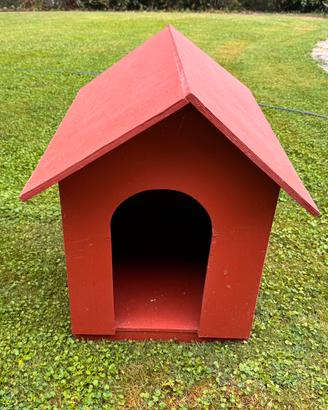 Cuccia in legno per cani