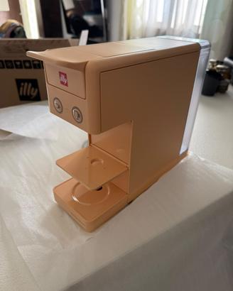 Macchinetta del caffe Illy Iperespresso y3.3