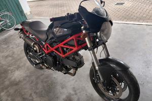 Ducati 695