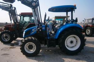 NEW HOLLAND T 4.75 POWERSTAR