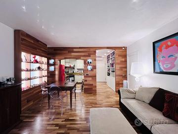 TRILOCALE COMPLETAMENTE ARREDATO e RISTRUTTURATO