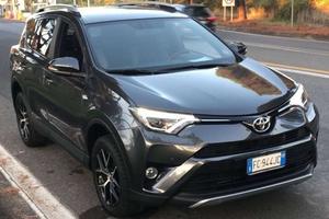 TOYOTA RAV4 2.0 D-4D 2WD Style