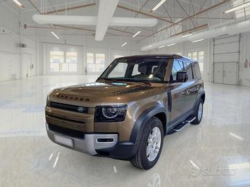 LAND ROVER DEFENDER 3.0 D6 250 MHEV 110 FIRST EDIT