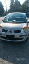Renault modus benzina