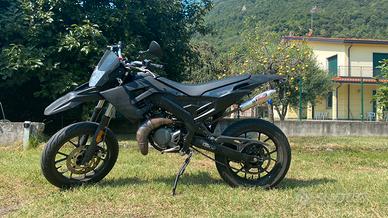 Aprilia Derbi senda