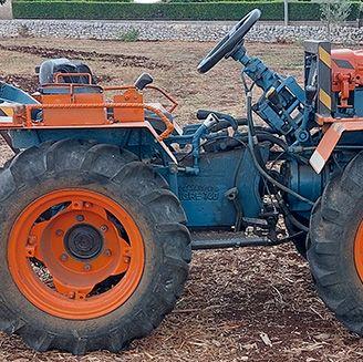 trattore Antonio Carraro Tigrone 740