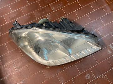 Fanale Anteriore Mercedes 
