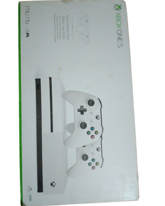 Xbox One S 1TB con gta 5