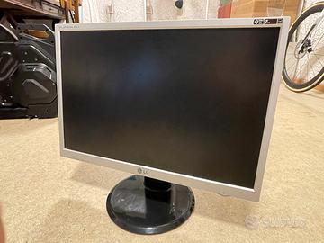 Monitor LG 22 pollici