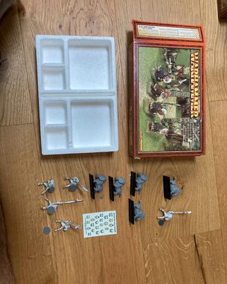 Warhammer Orc Boar Boyz  OOP e stendardiere
