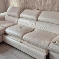 divano in pelle con letto e contenitore 
