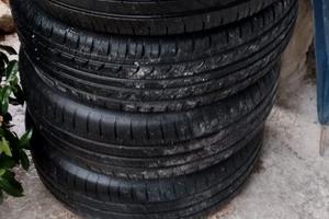 cerchi con pneumatici