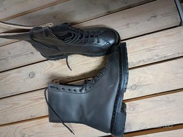 Anfibi paracadutisti 43