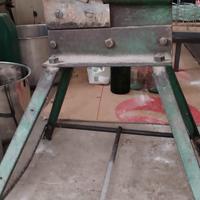 Taglierina tranciatrice per metalli