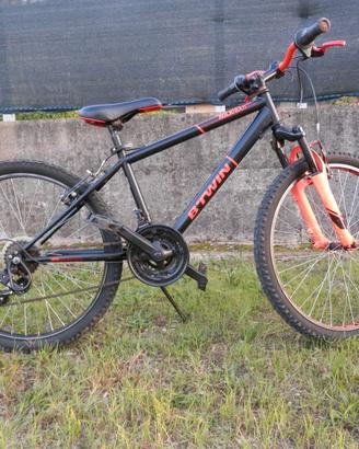 Bici BTWIN ROCKRIDER 500 24"  Nera Arancio