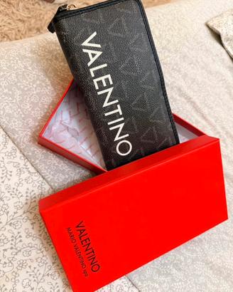 Portafoglio valentino