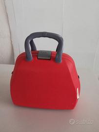 Beauty case rigido rosso carpisa con combinazione
