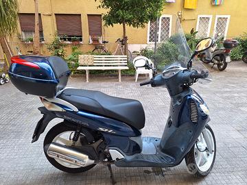 SH 125 I blu anno 2005 km 36.245