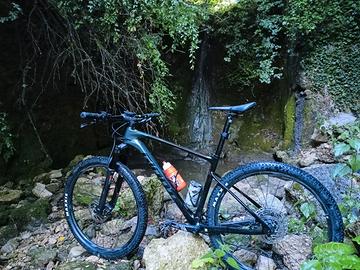 GIANT  XTC Advanced 29/ 2021