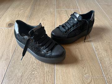 Sneakers Igi&Co Nere in Pelle con Zeppa/Platform