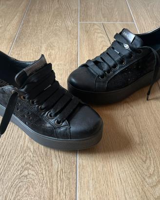 Sneakers Igi&Co Nere in Pelle con Zeppa/Platform