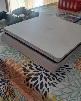 playstation 4 più giochi