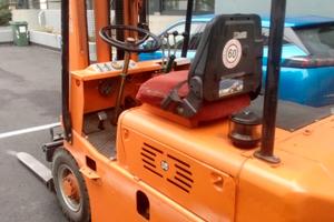 Muletto Sollevatore OM DIM 20