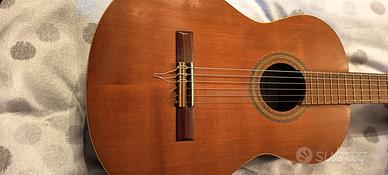 Chitarra classica Cuenca mod 10 da studio