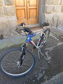 Bicicletta Mountain bike stratos 26