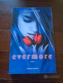 romanzo Evermore di Alyson Noel