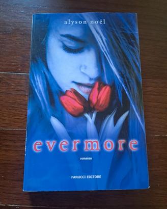 romanzo Evermore di Alyson Noel
