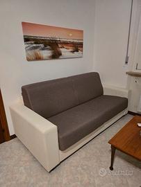 Comodo divano letto matrimoniale