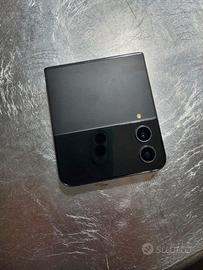 Samsung Galaxy Z Flip 4