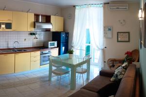 Casa vacanza (solo luglio e settembre)