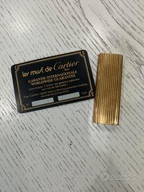 Accendino placcato oro 18 carati Le Must Cartier