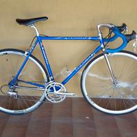 Colnago corsa Gruppo Campagnolo