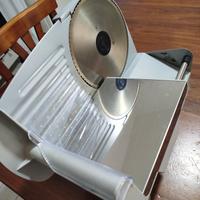 Affettatrice multiuso 