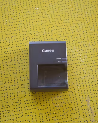 Canon LC-E10 caricabatteria ORIGINALE per LP-E10
