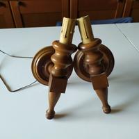 Coppia aplique in legno trattato