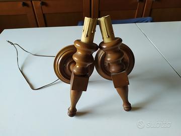 Coppia aplique in legno trattato