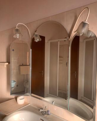 Specchio a libro per bagno