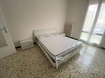 Stanza in appartamento di 17 m² a Modena