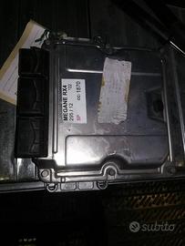 Centr motore RENAULT MEGANE RX4 1870cc diesel 2002