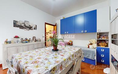 APPARTAMENTO CON DOPPIO BALCONE A 1 KM DA PORRETTA