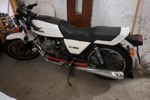 MotoGuzzi V35 Imola