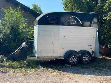 Trailer due posti Humbaur Xanthos